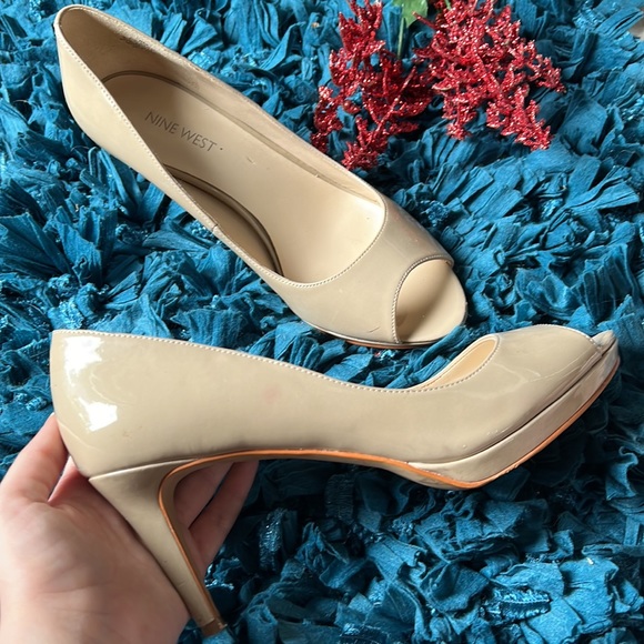 NINE WEST nude size 8 - Picture 2 of 7